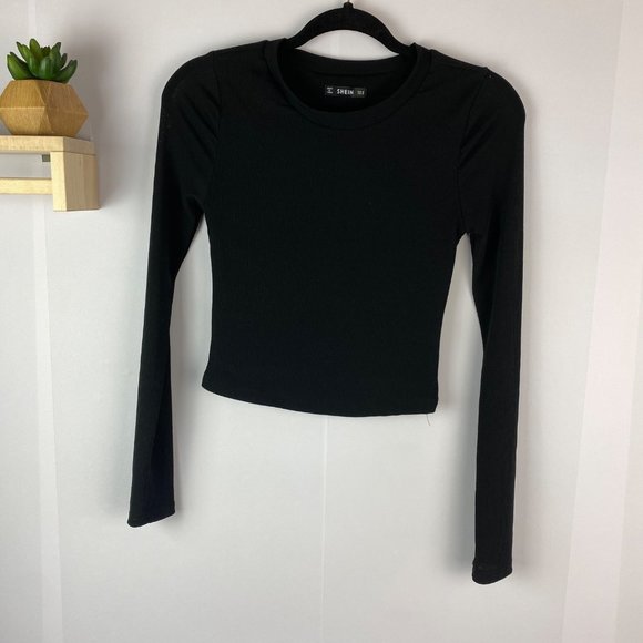 Shein Black long‎ sleeve crop size Medium - Picture 1 of 3